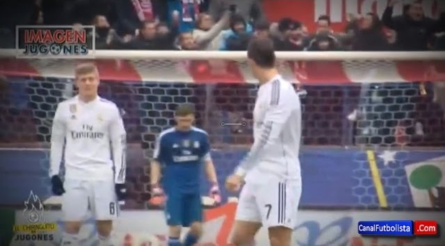 VIDEO: Ronaldo ''nổi điên'' với Casillas vì sai lầm khiến Real thủng lưới