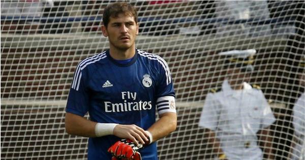 VIDEO: Thủ thành Casillas bị CĐV nhà la ó trong trận thắng Deportivo