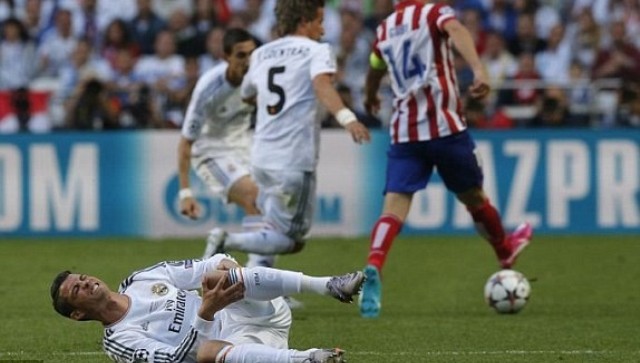 VIDEO: Những pha vào bóng triệt hạ của đối thủ với Ronaldo