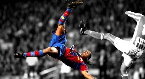 Video clip: Tổng hợp skill 'điên rồ' của Ronaldinho