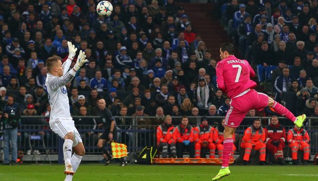 VIDEO: Những pha bóng đáng chú ý của Ronaldo trong trận Schalke - Real