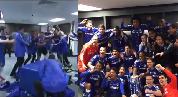 VIDEO: Chelsea 'quẩy' tung phòng thay đồ ăn mừng danh hiệu đầu tiên