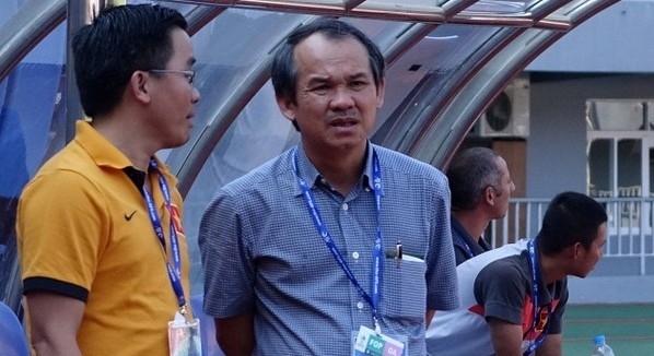 Bầu Đức đồng ý để Xuân Trường điều trị tại Hà Nội