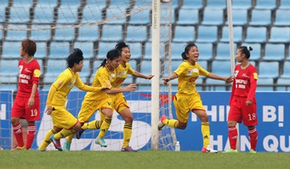 Khai mạc giải VĐQG Nữ - Cúp Thái Sơn Bắc 2015