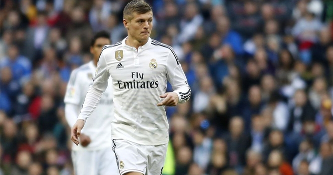 Toni Kroos hài lòng với vai trò tiền vệ phòng ngự ở Real