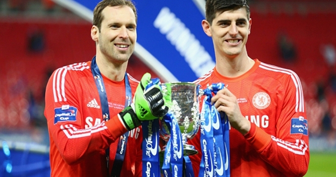 Mourinho quyết định giải thoát cho Petr Cech