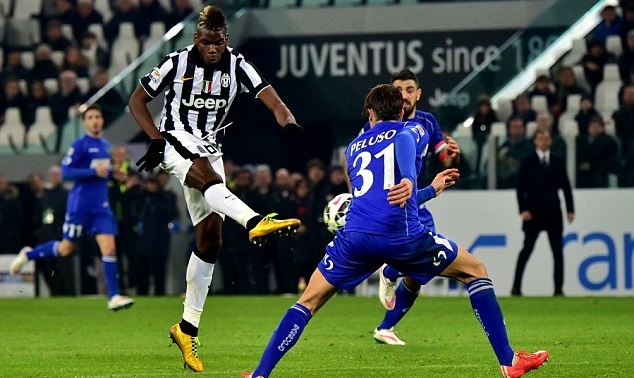 VIDEO: Paul Pogba lại lập siêu phẩm volley quyết định trận đấu