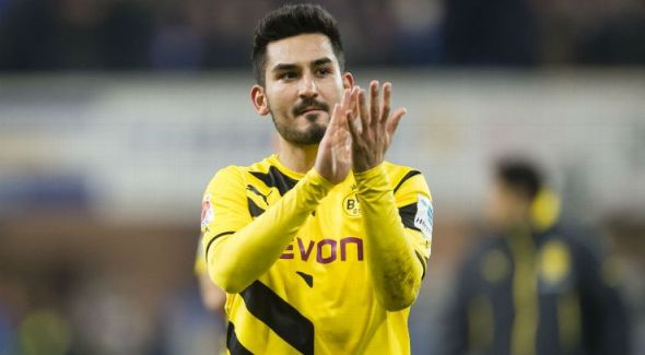 'Buồng phổi' của Dortmund công khai tỏ tình với MU