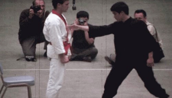 Video võ thuật: Tuyệt chiêu Nhất thốn quyền của Lý Tiểu Long