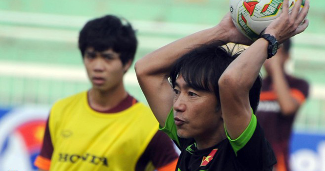 HLV Miura luyện miếng đánh 'lạ' cho U23 Việt Nam