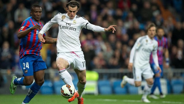 Video clip bàn thắng: Real Madrid 2-0 Levante - Bale tỏa sáng