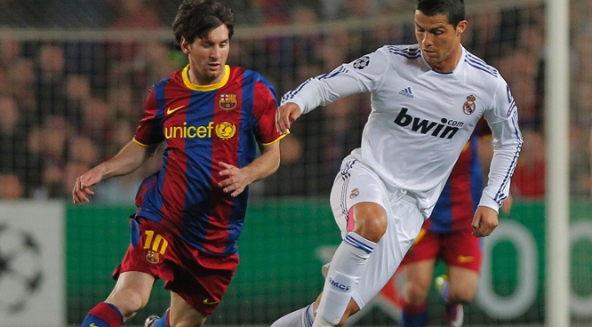 Video clip chế: Câu trả lời của Ronaldo cho màn solo đẳng cấp của Messi