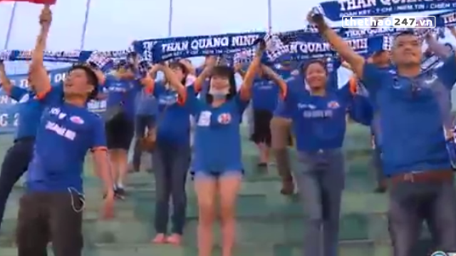 VIDEO: Những CĐV cuồng nhiệt của đội bóng đá nữ Than Khoáng Sản Việt Nam
