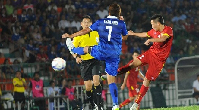 VIDEO: Siêu phẩm volley của Hữu Dũng vào lưới U23 Thái Lan