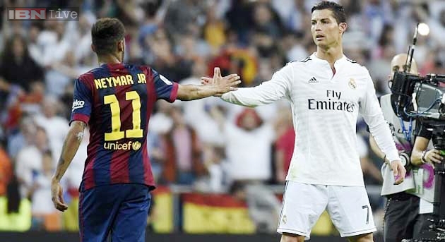VIDEO: Sự thân thiện đầy bất ngờ giữa các cầu thủ Barca và Real
