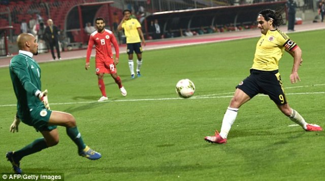 Video clip bàn thắng: Bahrain 0-6 Colombia - Falcao lập cú đúp