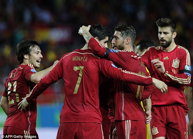 Video clip bàn thắng: Tây Ban Nha 1-0 Ukraine (Vòng loại Euro 2016)