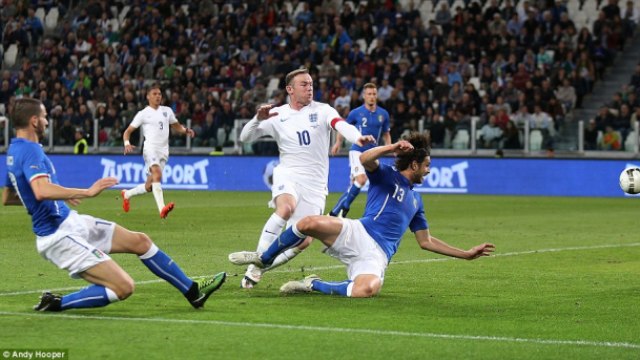 Video clip bàn thắng: Italia 1-1 Anh - Ngang tài ngang sức