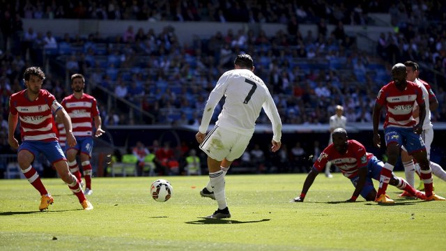 Video clip bàn thắng: Real Madrid vs Granada - Tỷ số khó tin