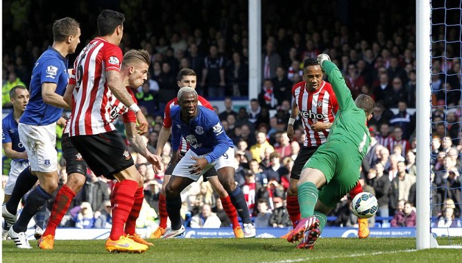 Video clip bàn thắng: Everton 1-0 Southampton - Vỡ mộng tốp 4