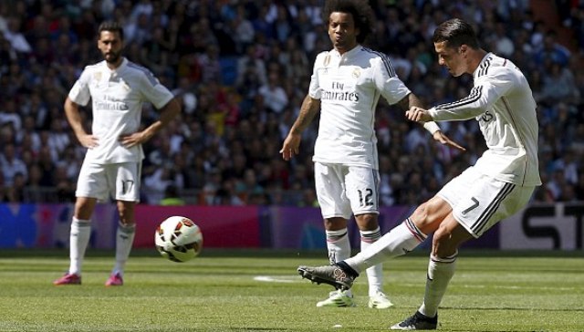 Video clip bàn thắng: Real Madrid vs Eibar - CR7 lập kỷ lục mới tại La Liga