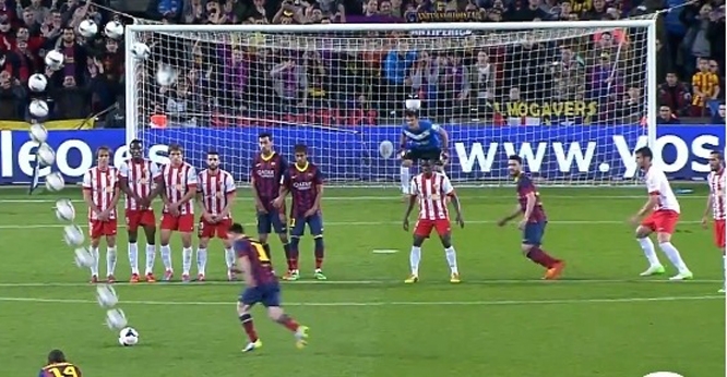 VIDEO: Những bàn thắng với đường cong 'kỳ dị' của Messi