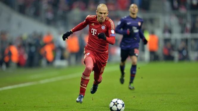 VIDEO: Bayern Munich nhớ những pha rê dắt tuyệt đỉnh của Robben
