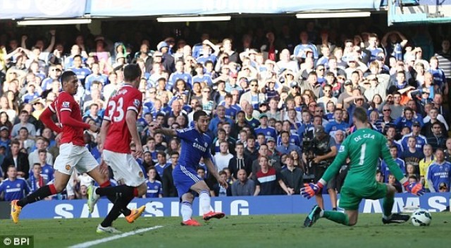 VIDEO: Hazard dứt điểm kỹ thuật mở tỷ số trận đấu