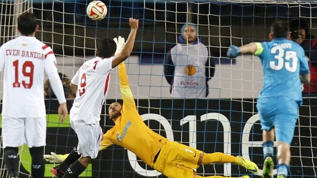 Video clip bàn thắng: Zenit 2-2 Sevilla (Tứ kết Europa League)