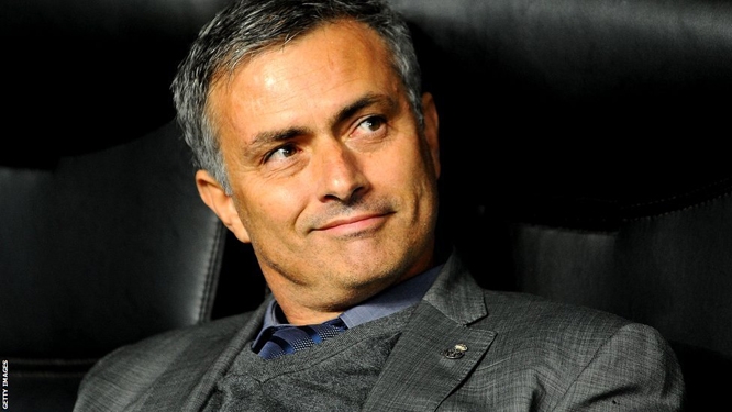 Tiến sát chức vô địch, Mourinho càng “kiêu ngạo”