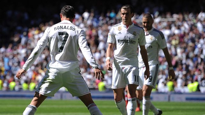 VIDEO: Màn trình diễn ấn tượng của Ronaldo trong tháng 4