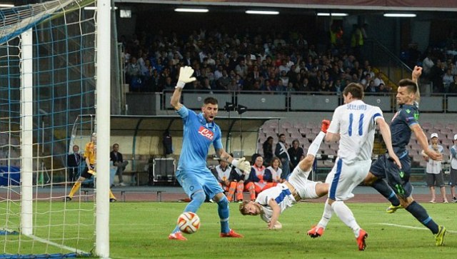 Video clip bàn thắng: Napoli 1-1 Dnipro (Bán kết Europa League)