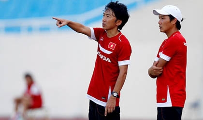 HLV Miura để trợ lý dẫn dắt trận Việt Nam gặp Myanmar