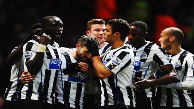 Video clip bàn thắng: Newcastle 2-0 West Ham (NHA 2014/15)