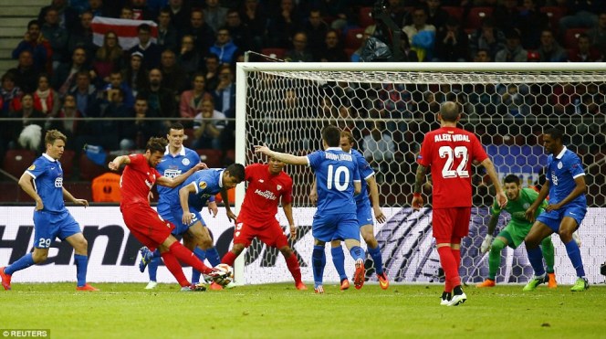 Video bàn thắng: Dnipro 2-3 Sevilla (Chung kết Europa League 2015)