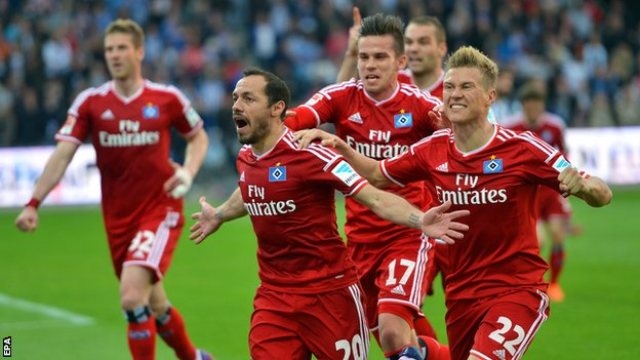 Video clip bàn thắng: Karlsruher 1-2 Hamburger (Play-off Bundesliga)