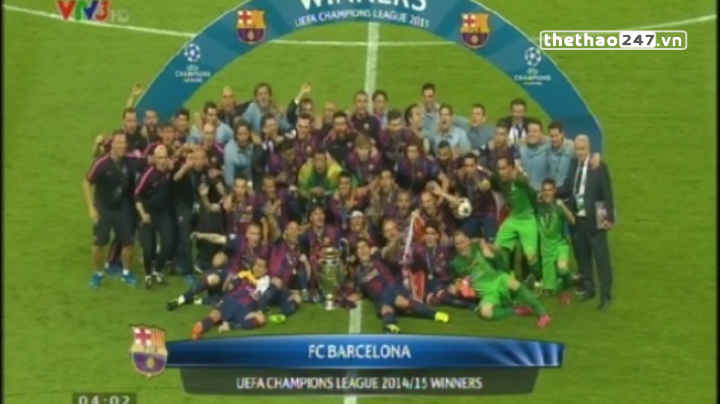VIDEO: Lễ trao cúp vô địch UEFA Champions League 2015 cho Barcelona