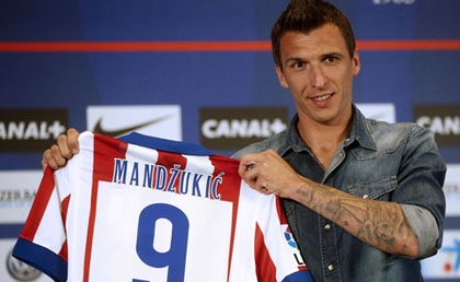 Mandzukic đang trên đường gia nhập Man Utd