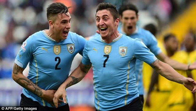 Video clip bàn thắng: Uruguay 1–0 Jamaica (Copa America 2015)