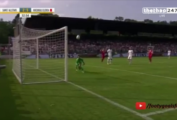 VIDEO: Miroslav Klose lốp bóng điệu nghệ trong trận đấu từ thiện của Sami Khedira