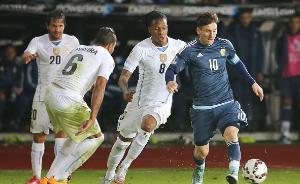 Argentina có chiến thắng đầu tiên tại Copa Amerrica 2015