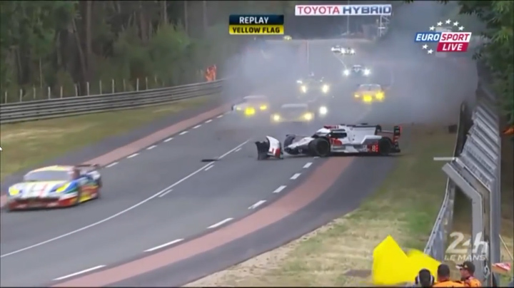 VIDEO: Tai nạn kinh hoàng ở giải đua xe 24 Hours of Le Mans