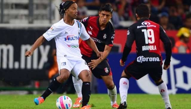 VIDEO: Những pha bóng đáng chú ý của Ronaldinho trong màu áo Queretaro