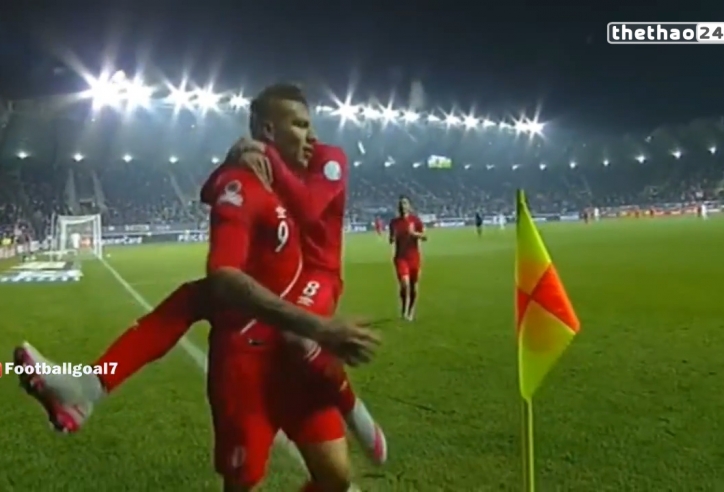 VIDEO: Hattrick đầu tiên ở Copa America 2015