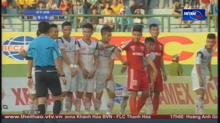Video bàn thắng: Becamex Bình Dương 1-1 SLNA (Vòng 14 V-League 2015)