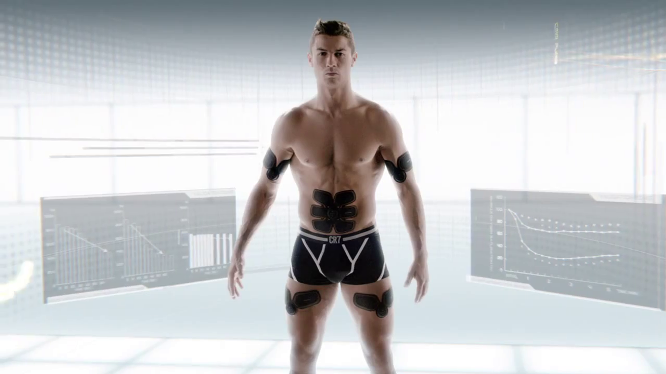 VIDEO: Bí quyết giúp Ronaldo sở hữu cơ bụng 6 múi và thân hình hoàn hảo