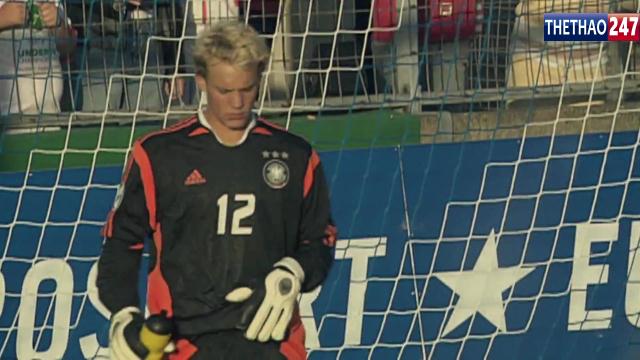 VIDEO: Thủ thành Manuel Neuer lạnh lùng cản phá penalty năm 19 tuổi