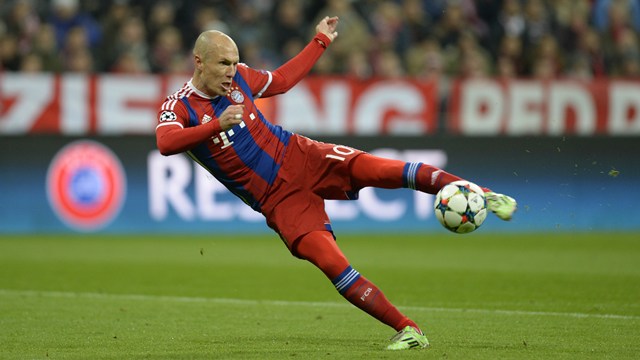 VIDEO: Những pha bóng kĩ thuật và tốc độ của Robben mùa giải 2014/15