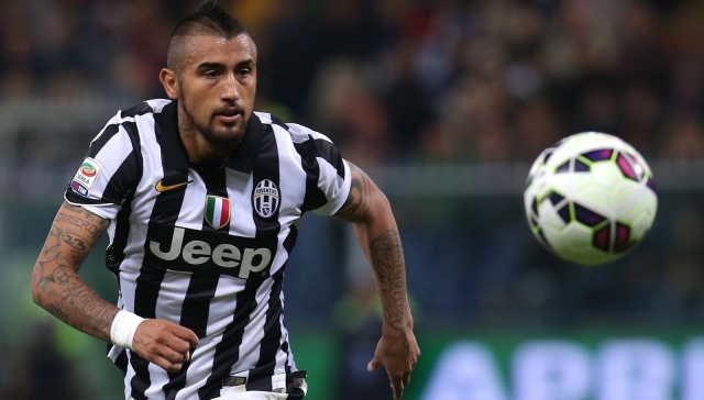 VIDEO: Những pha bóng đáng nhớ của Vidal trong màu áo Juventus