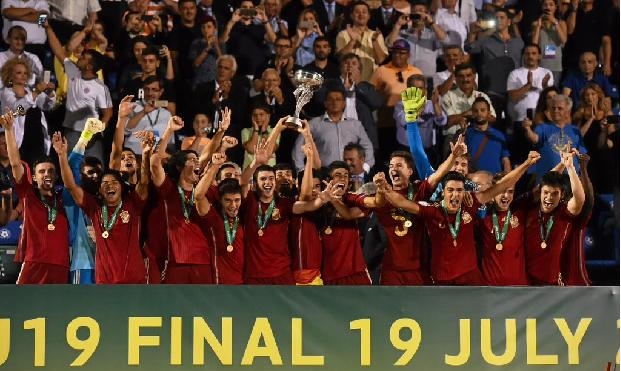 VIDEO: Đánh bại Nga, U19 Tây Ban Nha lần thứ 7 vô địch châu Âu